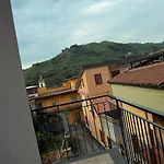 Casa Valentina A לינה וארוחת בוקר לינגואגלוסה