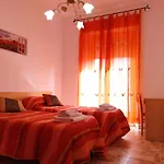 Casa Valentina A לינה וארוחת בוקר לינגואגלוסה