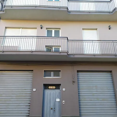 Casa Valentina A לינה וארוחת בוקר 3*